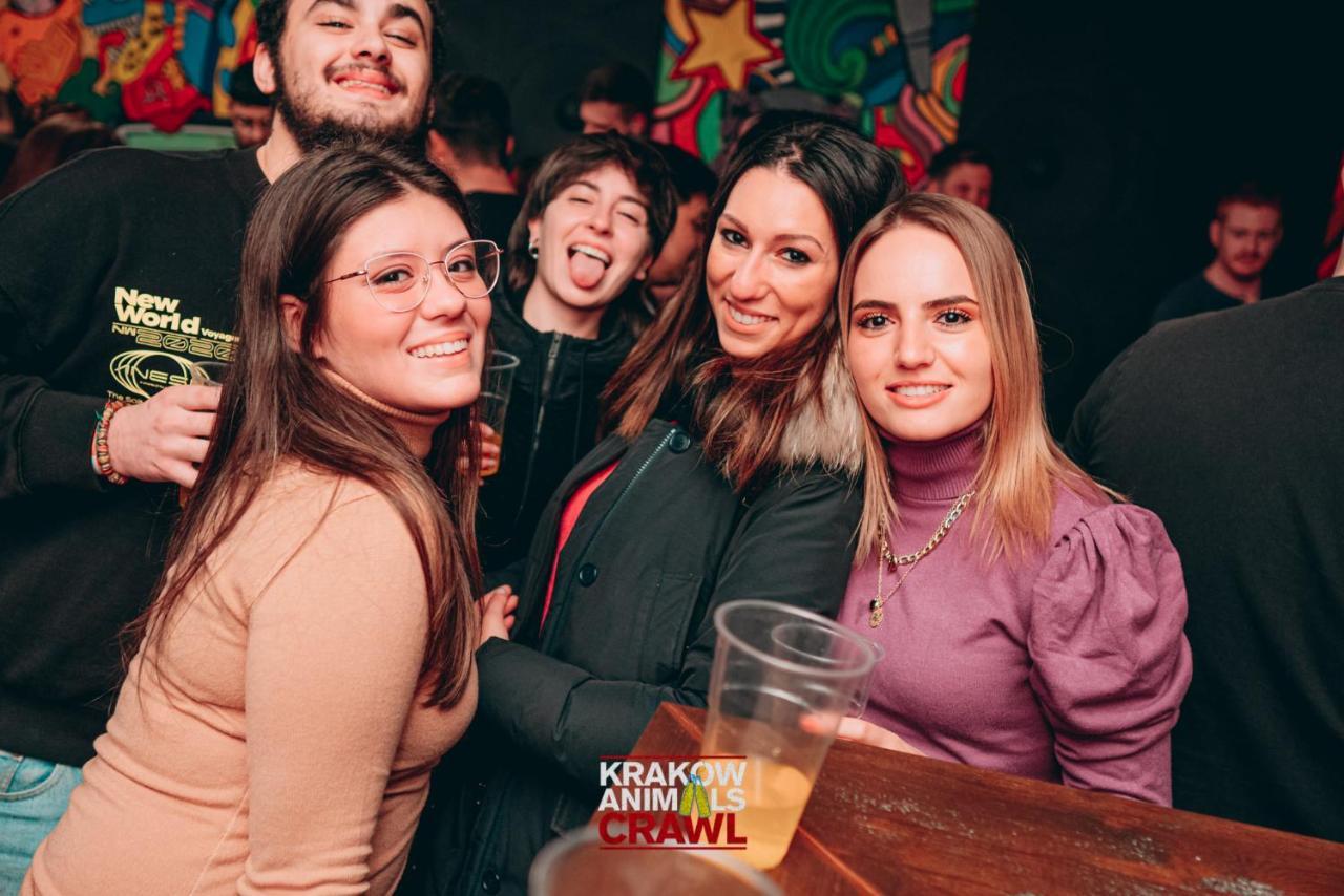 Let'S Rock Party Hostel! Age Limit From 18 Until 40! Cracóvia Exterior foto