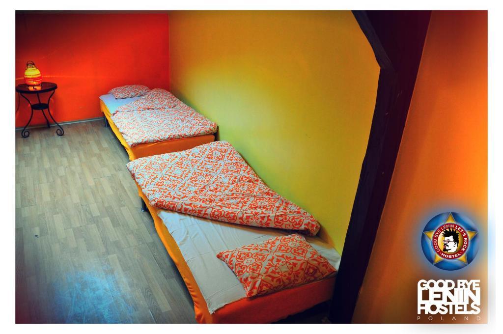 Let'S Rock Party Hostel! Age Limit From 18 Until 40! Cracóvia Quarto foto