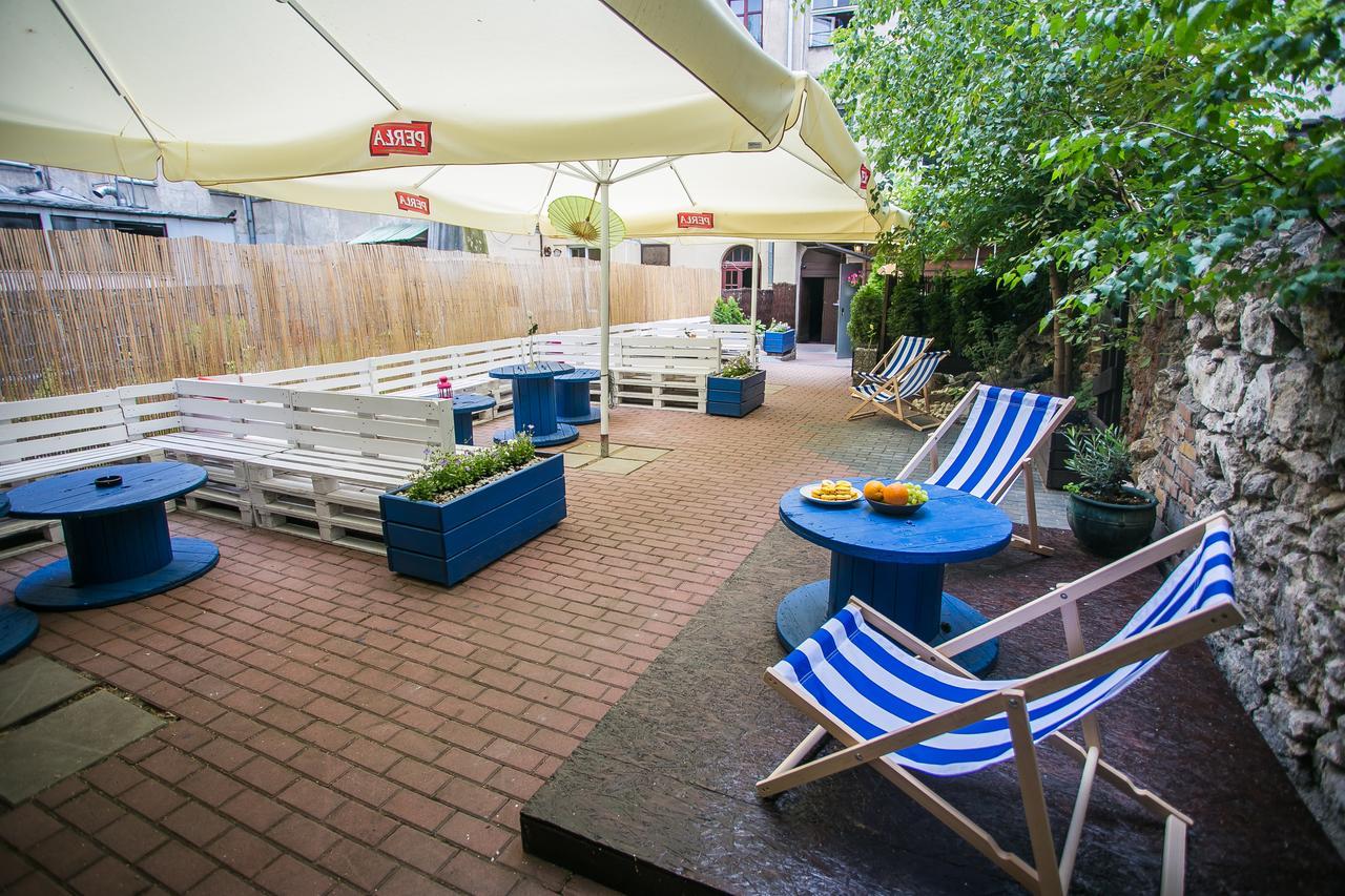 Let'S Rock Party Hostel! Age Limit From 18 Until 40! Cracóvia Exterior foto