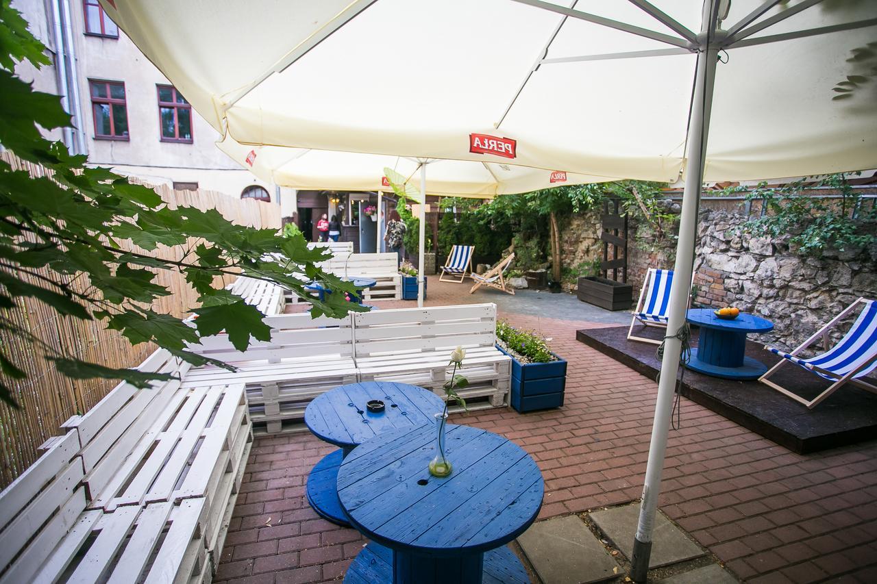 Let'S Rock Party Hostel! Age Limit From 18 Until 40! Cracóvia Exterior foto